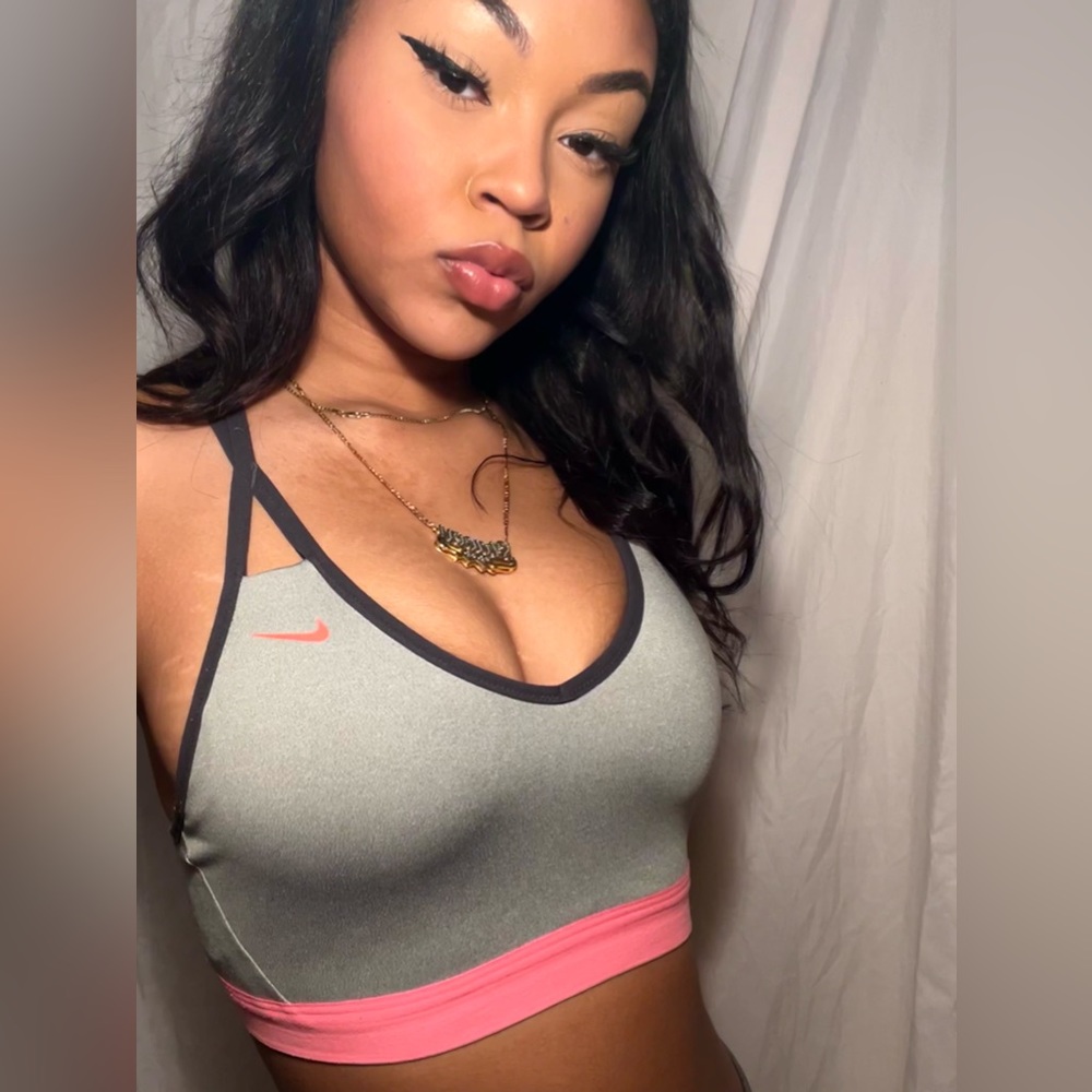 Nike Dri-Fit Womens Sports Bra Top Grey and Pink  Strappy Sleeve Size : M